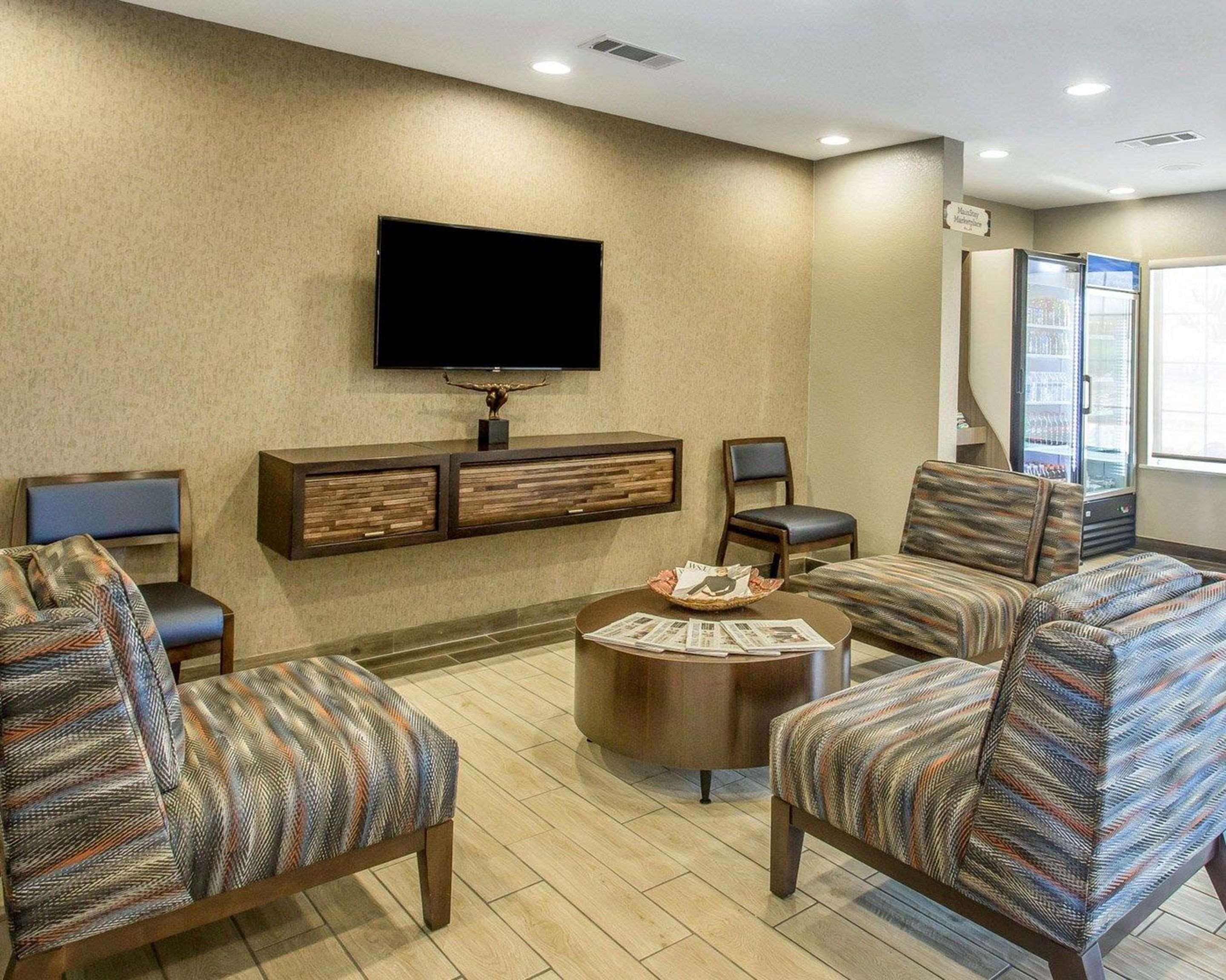 Mainstay Suites Midland Exterior foto